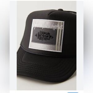 NWT FP Movement Strike Out Tonal Trucker Hat
100% Polyester Mesh Piecing